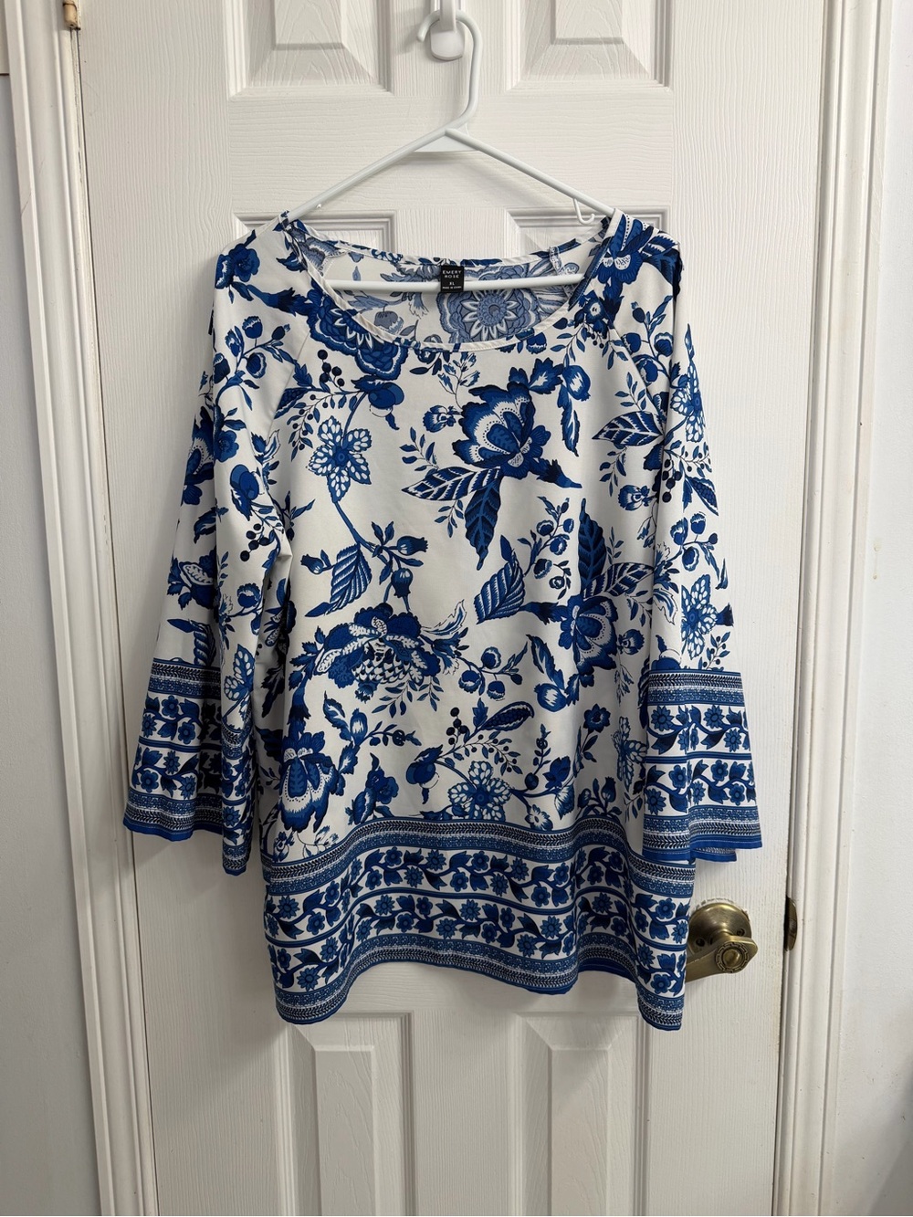 Emery Rose Blue & White Floral Boatneck Tunic Top XL